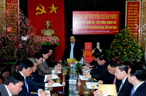 Thủ tướng làm việc với lãnh đạo huyện Hải Hậu - Ảnh: VGP Thủ tướng làm việc với lãnh đạo huyện Hải Hậu - Ảnh: VGP