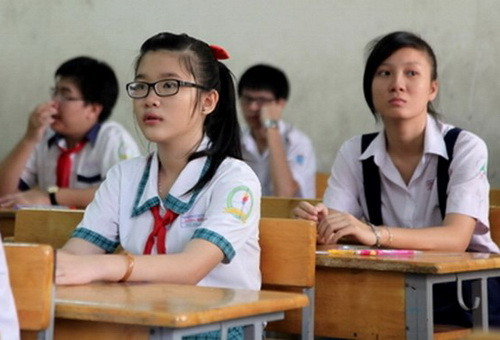 Công tác phân luồng học sinh sau trung học là một nhiệm vụ hết sức quan trọng, có ý nghĩa chiến lược lâu dài Công tác phân luồng học sinh sau trung học là một nhiệm vụ hết sức quan trọng, có ý nghĩa chiến lược lâu dài