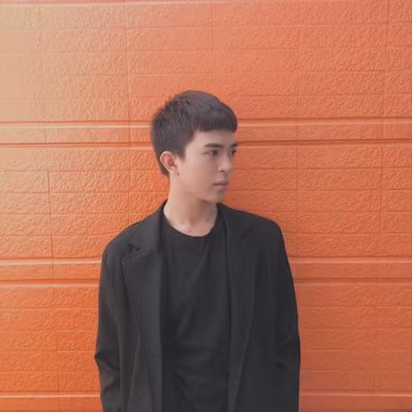 Con trai dong tinh cua hoa hau Thu Hoai gay sot voi ngoai hinh dep tua trai Han - Anh 7