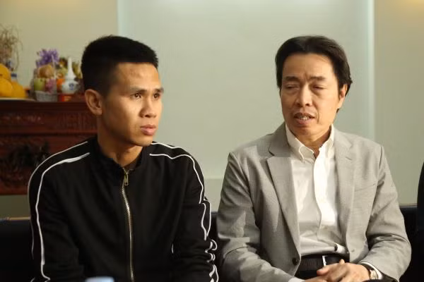 Anh Nguyễn Ngọc Mạnh hứa sẽ thực hiện nhiều hành động đẹp để góp phần xây dựng cuộc sống thêm tươi đẹp và nhân văn. Ảnh: Phạm Công.