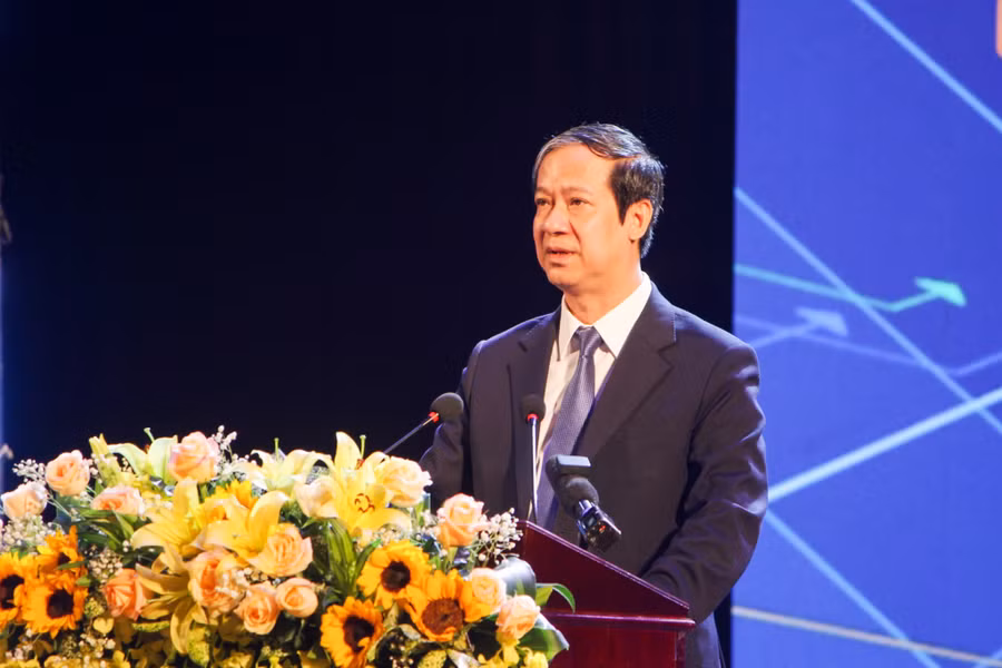 Bộ trưởng GD&amp;ĐT Nguyễn Kim Sơn phát biểu. (Ảnh: Đại Dương).