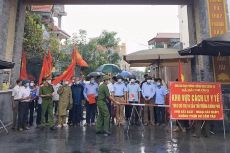 Dỡ bỏ phong tỏa cách ly y tế, giãn cách xã hội tại xã Hải Phương (huyện Hải Hậu).