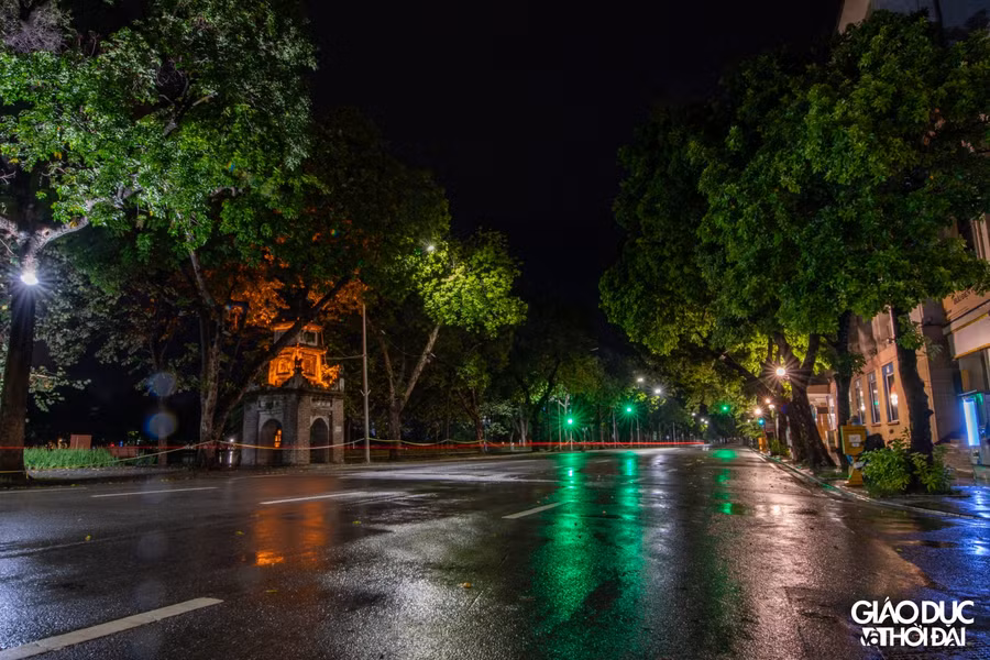 Có một Hà Nội bình yên đến ngỡ ngàng giữa mùa Covid ảnh 7