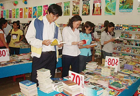 Sách giảm giá: Hối hả vào mùa