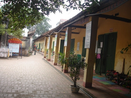 Trường mầm non phải học nhờ trên khu di tích ĐÌnh Chùa