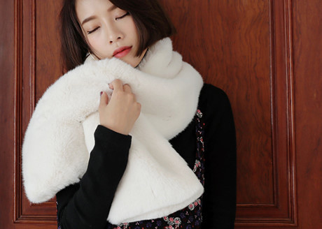 Lạnh thế này chỉ muốn ấm êm với khăn quàng xinh xắn - Ảnh 9 Lanh the nay chi muon am em voi khan quang xinh xan - Anh 9