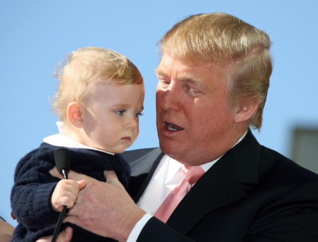 Loạt ảnh ấu thơ của con trai út ông Donald Trump - Ảnh 2 Loat anh au tho cua con trai ut ong Donald Trump - Anh 2