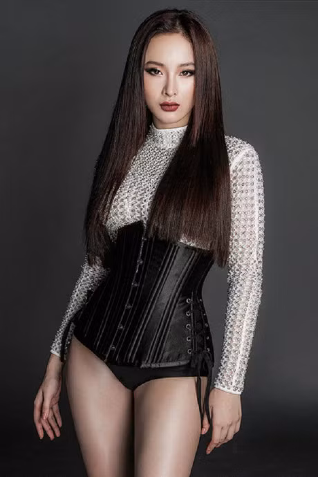 My nhan Viet ru nhau khoe eo thon-dang nuot voi corset - Anh 11