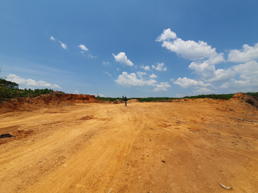 Sau khi tiếp nhận phản ánh, lực lượng chức năng có mặt tại hiện trường kiểm tra.