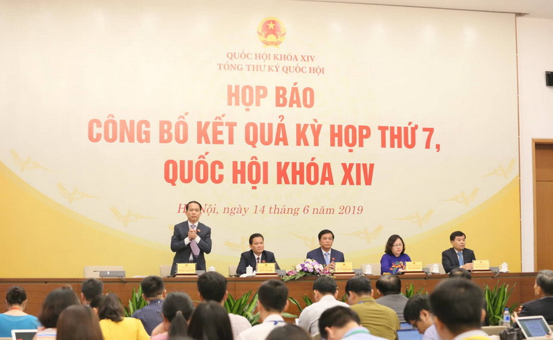 Toàn cảnh họp báo