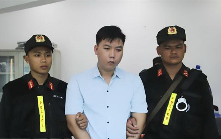 Cơ quan chức năng thi hành các biện pháp tố tụng đối với cán bộ thuộc Phòng Tài nguyên & Môi trường TP. Điện Biên Phủ Bùi Mạnh Cường. Cơ quan chức năng thi hành các biện pháp tố tụng đối với cán bộ thuộc Phòng Tài nguyên & Môi trường TP. Điện Biên Phủ Bùi Mạnh Cường.