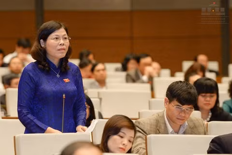 Đại biểu Quốc hội Lê Thị Yến: Dự báo của Quỹ dân số Liên hợp quốc đến giữa thế kỷ này ở nước ta sẽ dư thừa từ 2,3 - 4,3 triệu nam giới trong độ tuổi trưởng thành. Đại biểu Quốc hội Lê Thị Yến: Dự báo của Quỹ dân số Liên hợp quốc đến giữa thế kỷ này ở nước ta sẽ dư thừa từ 2,3 - 4,3 triệu nam giới trong độ tuổi trưởng thành.