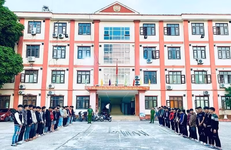 2 nhóm đối tượng bị cơ quan công an tạm giữ.