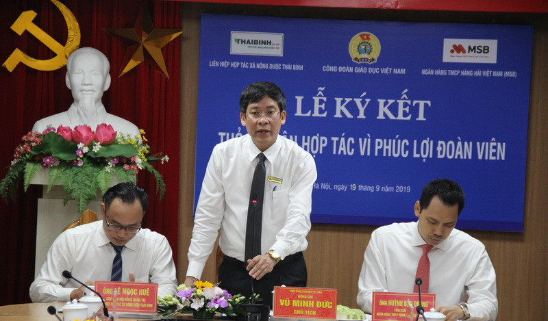 Ông Vũ Minh Đức - Chủ tịch Công đoàn Giáo dục Việt Nam phát biểu tại lễ ký kết Ông Vũ Minh Đức - Chủ tịch Công đoàn Giáo dục Việt Nam phát biểu tại lễ ký kết