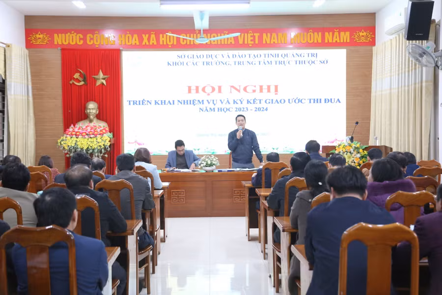 Trưởng 2 khối thi đua thuộc Sở điều hành hội nghị.