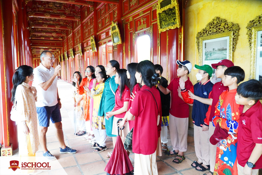 Học tập từ thực tế giúp học sinh nhớ lâu hơn. Học tập từ thực tế giúp học sinh nhớ lâu hơn.
