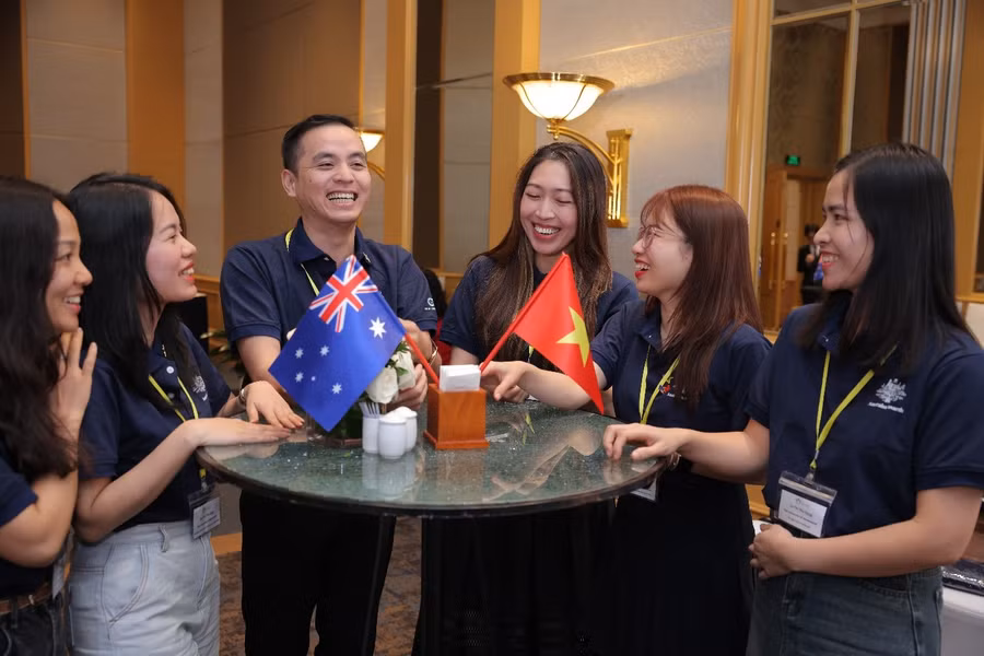 Các cựu sinh Học bổng Chính phủ Australia chia sẻ kinh nghiệm, kiến thức sau khi kết thúc quá trình học tập tại Australia