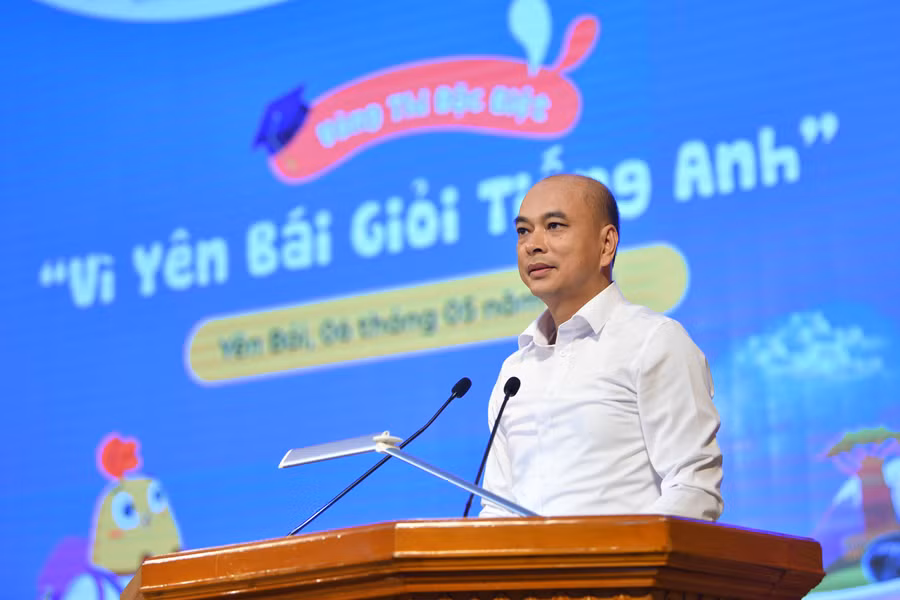 Ông Nguyễn Đức Quân, đại diện EDUPIA thông tin, vòng thi Đặc biệt có sự tham gia của 108 học sinh.