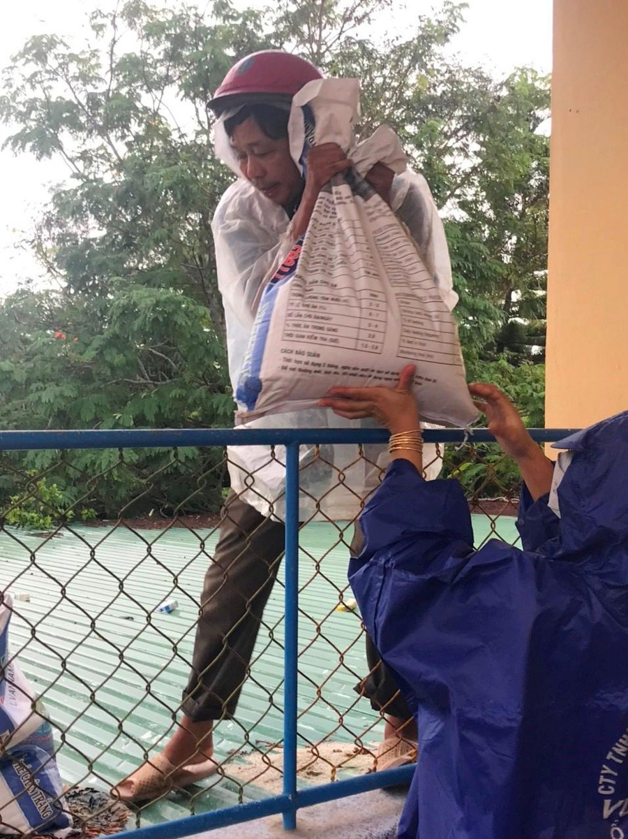 Công việc diễn ra nhanh và an toàn. Công việc diễn ra nhanh và an toàn.