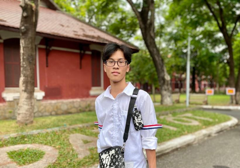 Thí sinh Bảo Toàn cho biết đề Ngữ văn vừa sức. Thí sinh Bảo Toàn cho biết đề Ngữ văn vừa sức.