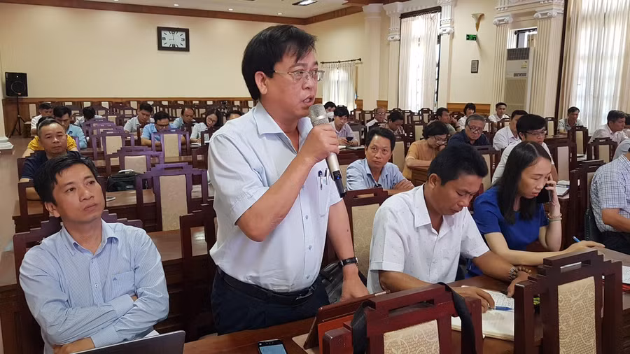 Ông Trương Đình Hạnh - Phó Chủ tịch UBND TP Huế (tỉnh Thừa Thiên - Huế) trả lời vụ việc 3 nữ giáo viên dùng bằng giả.