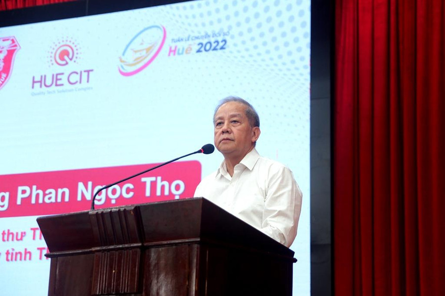 Ông Thọ cũng mong muốn có nhiều Startup công nghệ được nuôi dưỡng và hình thành từ các bạn trẻ qua quá trình học tập, đào tạo và rèn luyện trong môi trường Đại học Huế. Ông Thọ cũng mong muốn có nhiều Startup công nghệ được nuôi dưỡng và hình thành từ các bạn trẻ qua quá trình học tập, đào tạo và rèn luyện trong môi trường Đại học Huế.