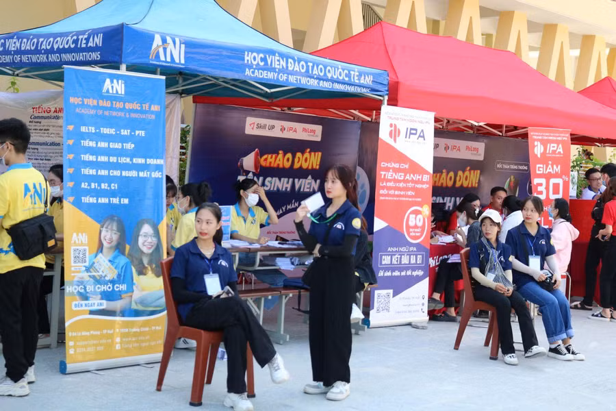 Các doanh nghiệp liên quan nghề nghiệp, kỹ năng của sinh viên được nhà trường hợp tác tốt nhằm kết nối việc làm cho sinh viên.