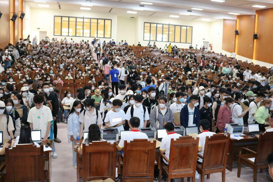 Nhiều sinh viên chọn Trường Đại học Luật, Đại học Huế để học tập và trau dồi nghề nghiệp.