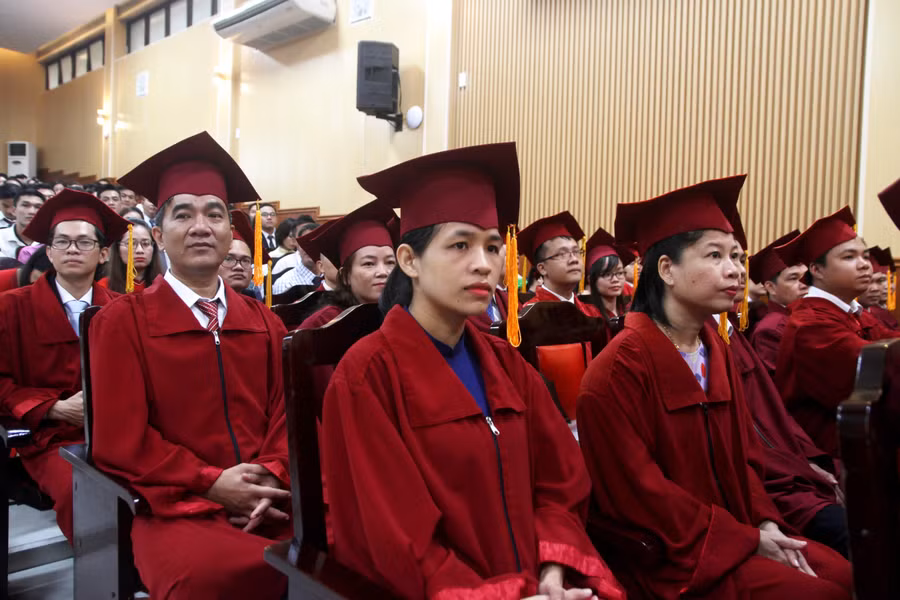 Đa số các học viên đang làm việc tại các đơn vị y tế, có kinh nghiệm lâu năm.