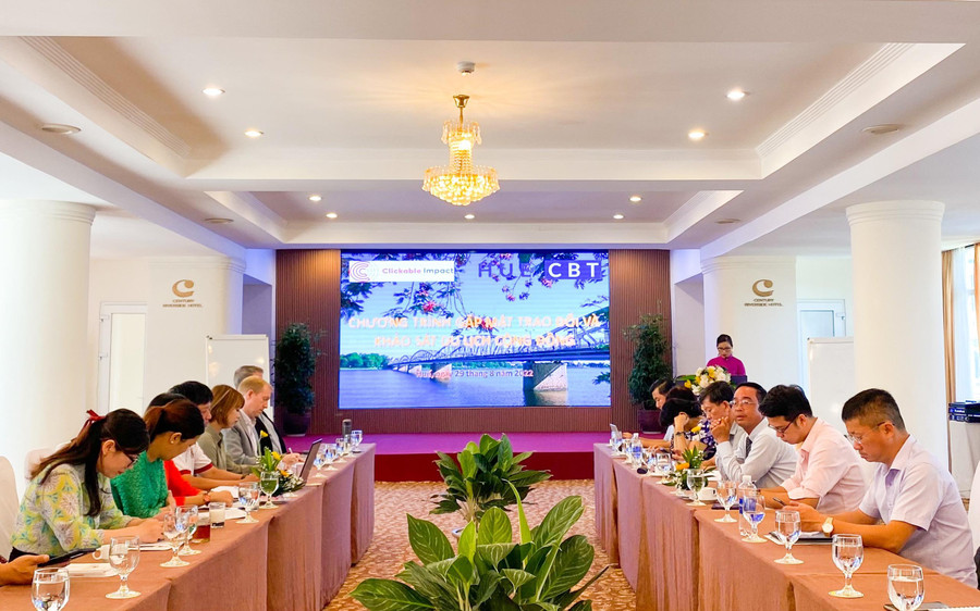 Chương trình gặp mặt và trao đổi: “Xây dựng kế hoạch hành động chiến lược phát triển du lịch cộng đồng tại Thừa Thiên - Huế”. Chương trình gặp mặt và trao đổi: “Xây dựng kế hoạch hành động chiến lược phát triển du lịch cộng đồng tại Thừa Thiên - Huế”.