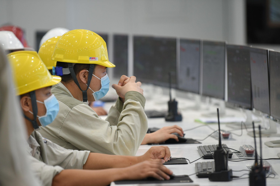 Trước đó vào năm 2017, UBND Hà Nội chấp thuận chủ trương đầu tư xây dựng nhà máy điện rác Sóc Sơn với nguồn vốn đầu tư hơn 7.000 tỷ đồng, do nhà đầu tư nước ngoài thi công và vận hành.