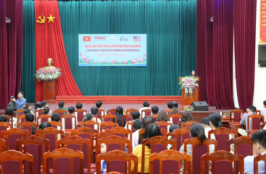 Cuộc thi nhằm nâng cao nhận thức cho học sinh và giáo viên về tác hại của các loại bom mìn. Cuộc thi nhằm nâng cao nhận thức cho học sinh và giáo viên về tác hại của các loại bom mìn.