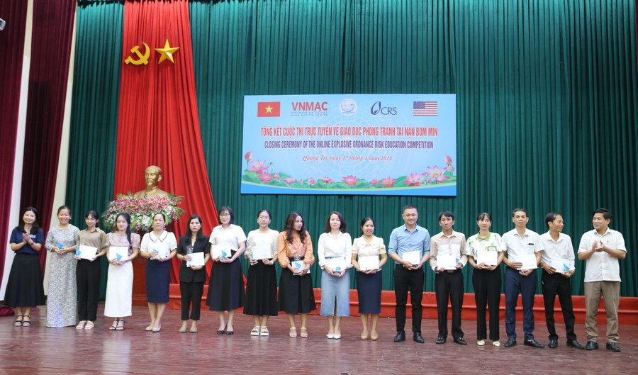 Cuộc thi nhận được sự hưởng ứng tích cực của giáo viên. Cuộc thi nhận được sự hưởng ứng tích cực của giáo viên.