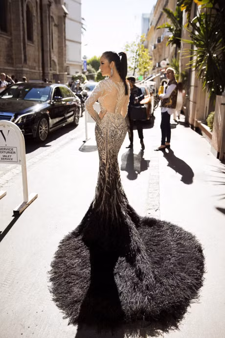 Ly Nha Ky gay bat ngo voi ve dep huyen bi tua Cleopatra tai Cannes - Anh 6