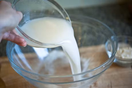 7 meo lam sach nhanh va don gian giup ban don dep nha trong nhay mat - Anh 15