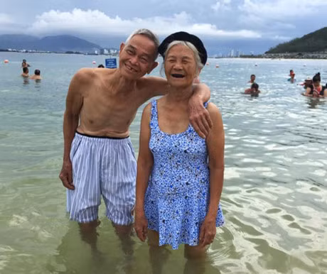 Gioi tre ghen ty voi khoanh khac hanh phuc cua 