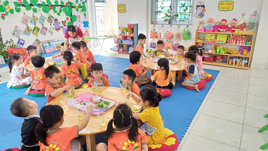 Phong trào xây dựng NMT đã giúp cải tạo cơ sở vật chất, trường lớp, góp phần nâng cao chất lượng nuôi dạy trẻ. Phong trào xây dựng NMT đã giúp cải tạo cơ sở vật chất, trường lớp, góp phần nâng cao chất lượng nuôi dạy trẻ.