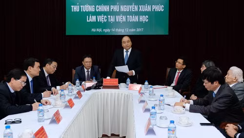 Thủ tướng Nguyễn Xuân Phúc làm việc với Viện Toán học Việt Nam