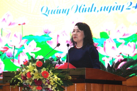 Thứ trưởng Nguyễn Thị Nghĩa đánh giá cao đóng góp của các nhà giáo