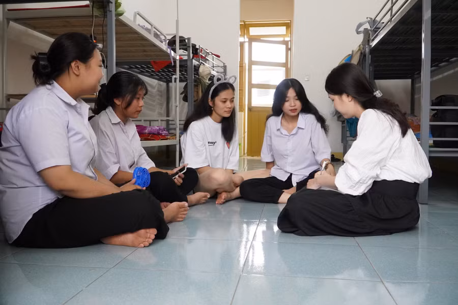 Trường THCS-THPT Liên Việt Kon Tum bố trí chỗ ở miễn phí cho thí sinh ở xa.