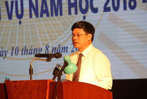 Ông Ngô Văn Quý - Phó Chủ tịch UBND thành phố Hà Nội phát biểu tại hội nghị Ông Ngô Văn Quý - Phó Chủ tịch UBND thành phố Hà Nội phát biểu tại hội nghị