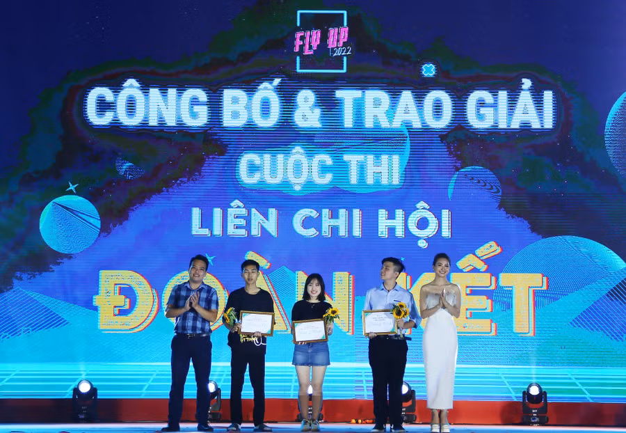 Một số giải thưởng được trao tặng cho các Liên chi đội.