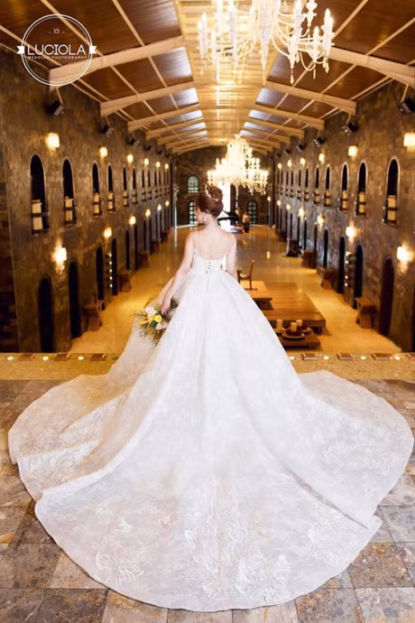 Bo anh cuoi tuyet dep cua Lam Chi Khanh va 