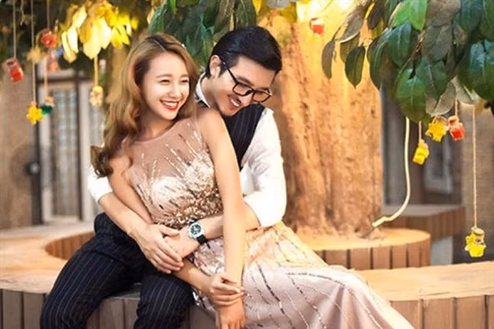 6 cách nhõng nhẽo, âu yếm khiến chàng "rụng tim"