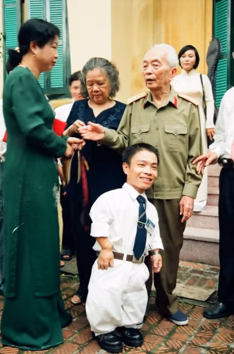 Nhung hinh anh binh di ve Dai tuong Vo Nguyen Giap - Anh 14