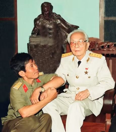 Nhung hinh anh binh di ve Dai tuong Vo Nguyen Giap - Anh 11