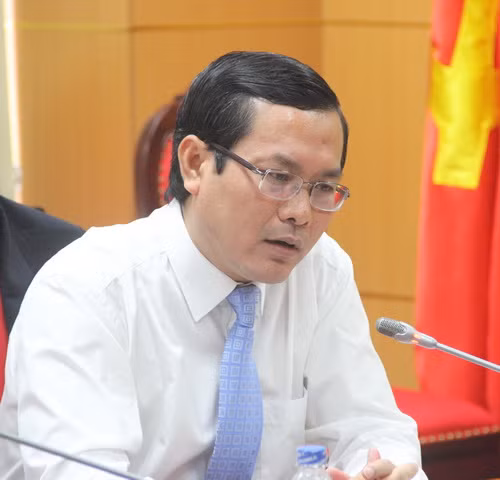 Tại buổi tọa đàm, Thứ trưởng Nguyễn Văn Phúc trao đổi nhiều nội dung liên quan đến tự chủ đại học