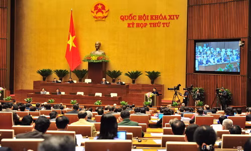 Thủ tướng Nguyễn Xuân Phúc thẳng thắn chỉ ra những hạn chế, yếu kém