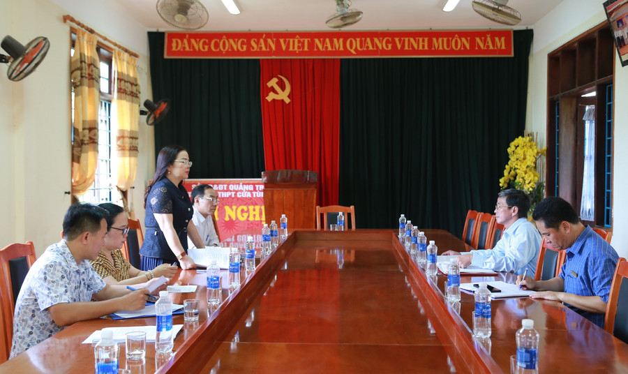 Đoàn kiểm tra đánh giá công tác chuẩn bị các điều kiện tổ chức kỳ thi được các trường triển khai chu đáo.