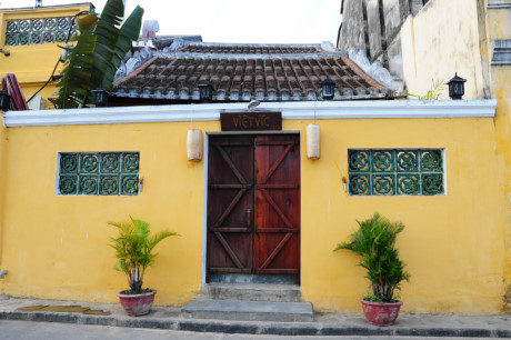 Lạc lối giữa những ngôi nhà nhuộm sắc vàng ở Hội An - Ảnh 3 Lac loi giua nhung ngoi nha nhuom sac vang o Hoi An - Anh 3